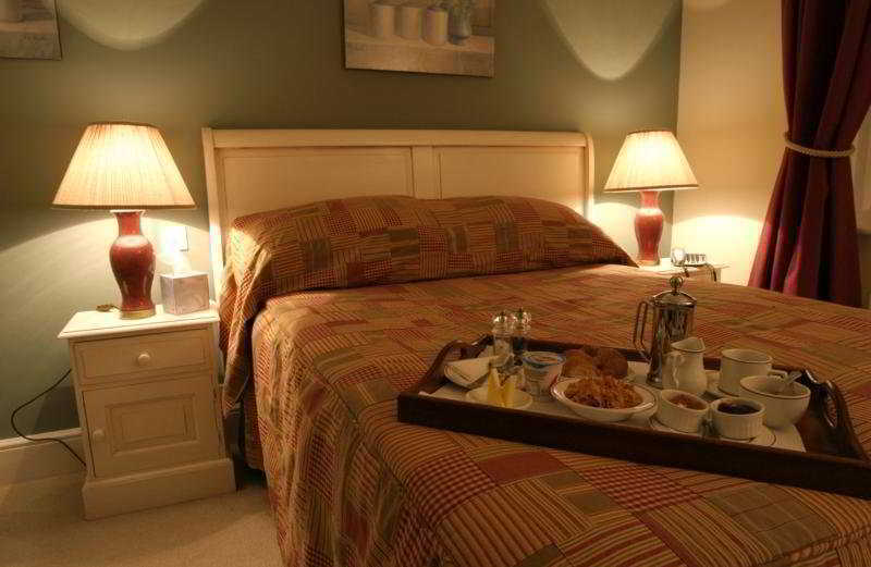 Hurtwood Hotel Peaslake Habitación foto